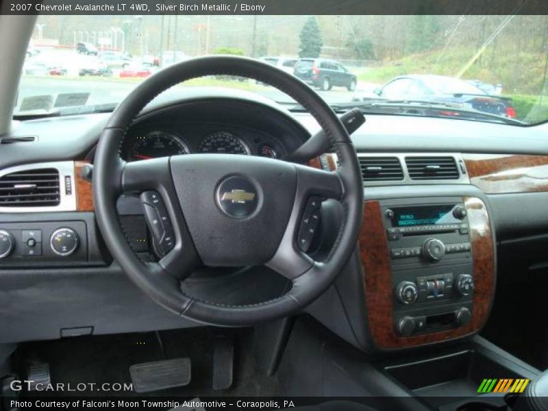 Silver Birch Metallic / Ebony 2007 Chevrolet Avalanche LT 4WD