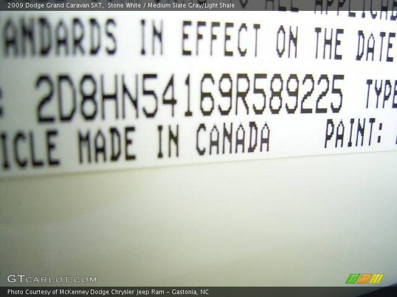 Stone White / Medium Slate Gray/Light Shale 2009 Dodge Grand Caravan SXT