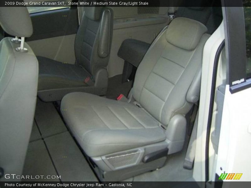 Stone White / Medium Slate Gray/Light Shale 2009 Dodge Grand Caravan SXT