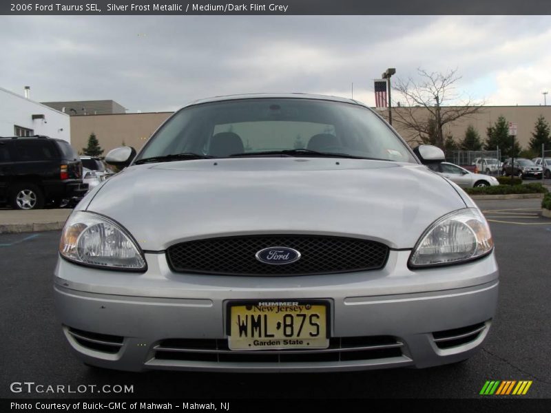 Silver Frost Metallic / Medium/Dark Flint Grey 2006 Ford Taurus SEL