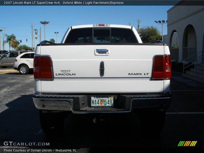 Oxford White / Light Parchment/Espresso 2007 Lincoln Mark LT SuperCrew 4x4