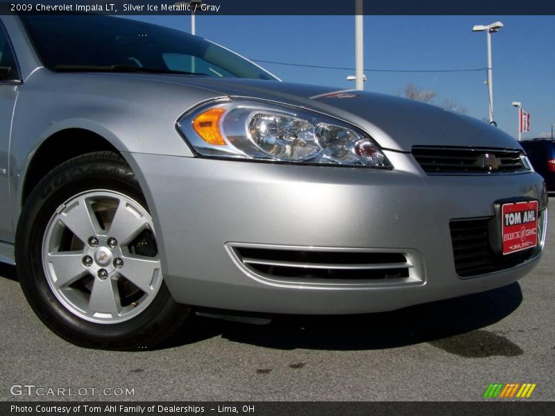 Silver Ice Metallic / Gray 2009 Chevrolet Impala LT