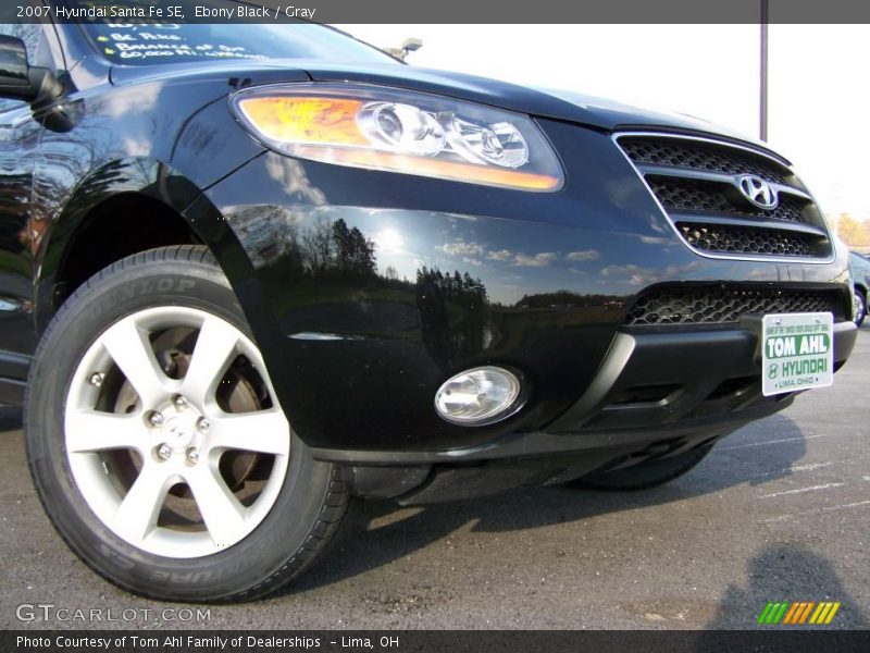 Ebony Black / Gray 2007 Hyundai Santa Fe SE