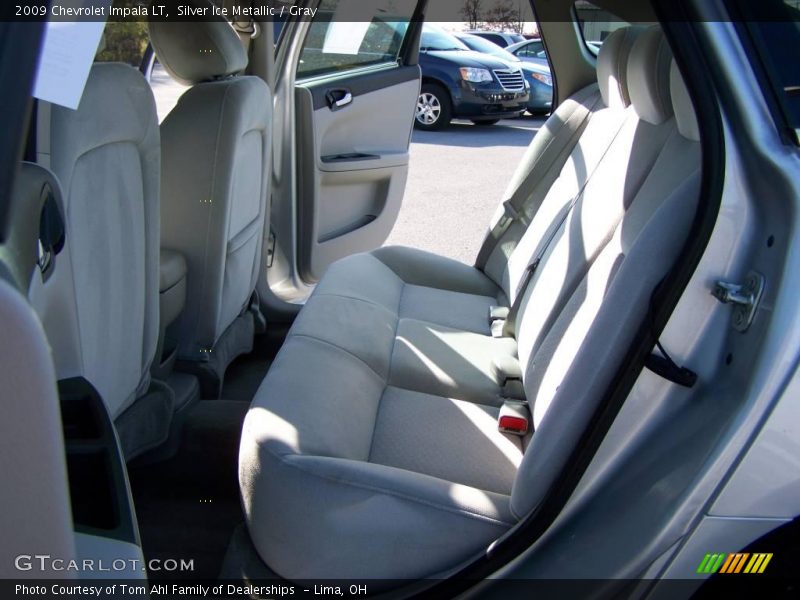 Silver Ice Metallic / Gray 2009 Chevrolet Impala LT