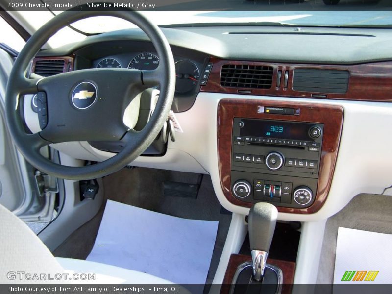 Silver Ice Metallic / Gray 2009 Chevrolet Impala LT