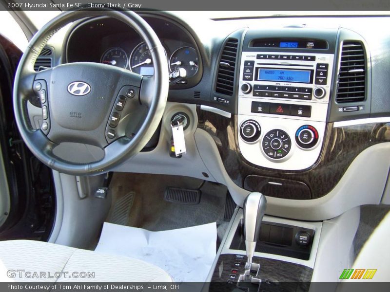 Ebony Black / Gray 2007 Hyundai Santa Fe SE