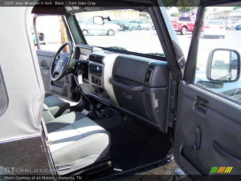 Black / Dark Slate Gray 2005 Jeep Wrangler X 4x4