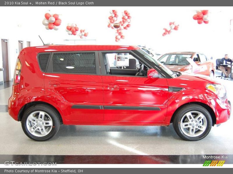 Molten Red / Black Soul Logo Cloth 2010 Kia Soul +