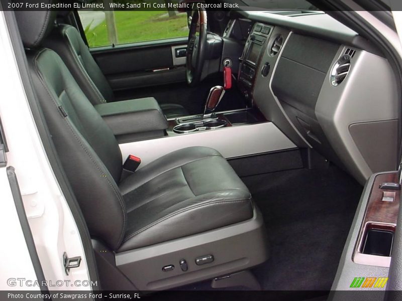 White Sand Tri Coat Metallic / Charcoal Black 2007 Ford Expedition EL Limited