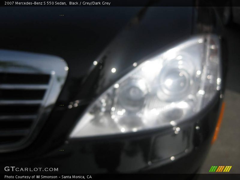 Black / Grey/Dark Grey 2007 Mercedes-Benz S 550 Sedan