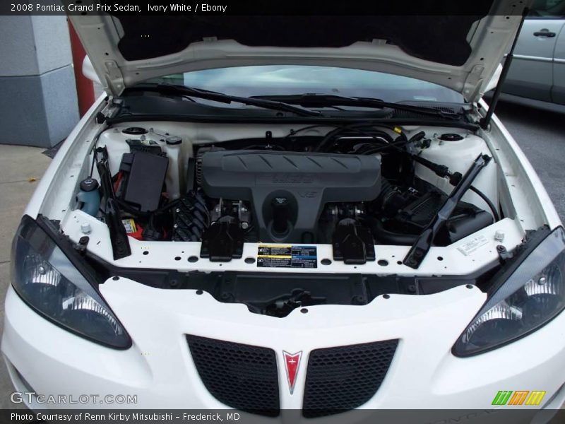 Ivory White / Ebony 2008 Pontiac Grand Prix Sedan