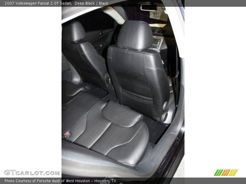 Deep Black / Black 2007 Volkswagen Passat 2.0T Sedan
