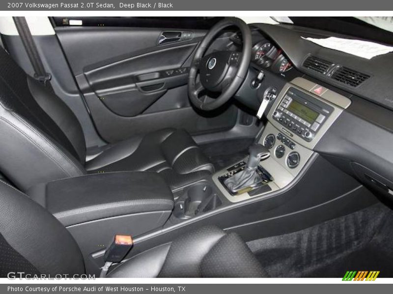 Deep Black / Black 2007 Volkswagen Passat 2.0T Sedan