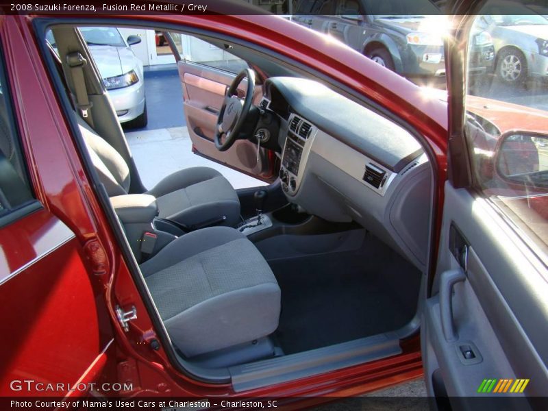 Fusion Red Metallic / Grey 2008 Suzuki Forenza