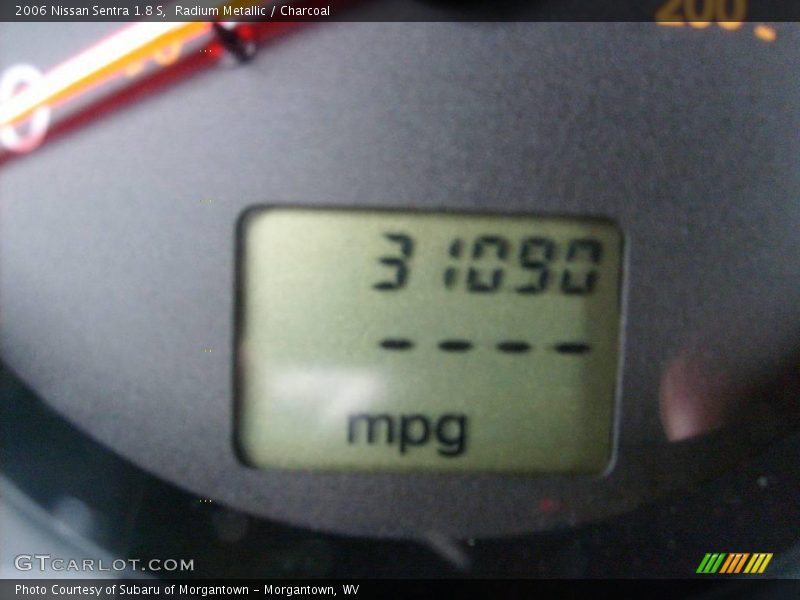 Radium Metallic / Charcoal 2006 Nissan Sentra 1.8 S