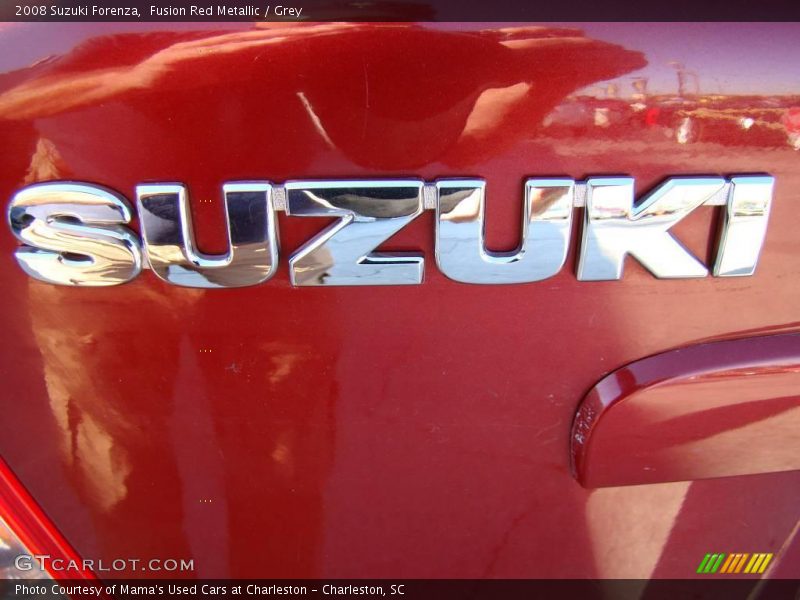 Fusion Red Metallic / Grey 2008 Suzuki Forenza