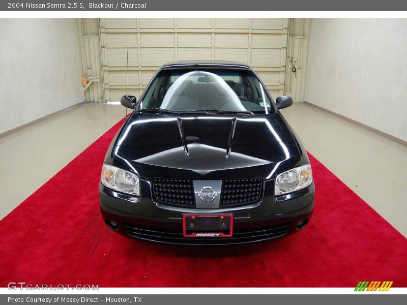 Blackout / Charcoal 2004 Nissan Sentra 2.5 S