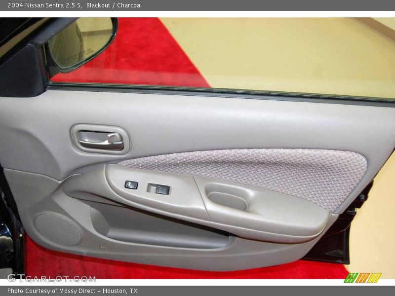 Blackout / Charcoal 2004 Nissan Sentra 2.5 S