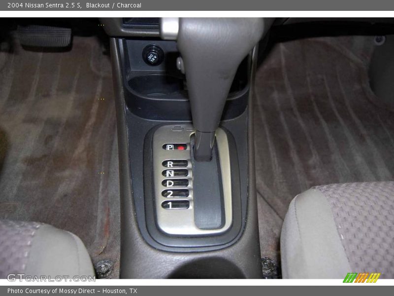 Blackout / Charcoal 2004 Nissan Sentra 2.5 S