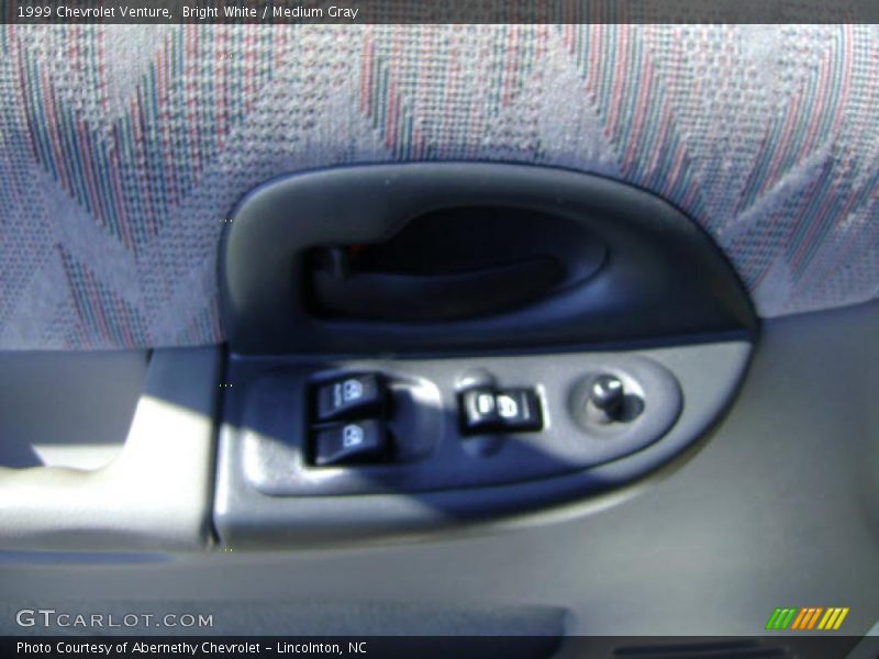 Bright White / Medium Gray 1999 Chevrolet Venture