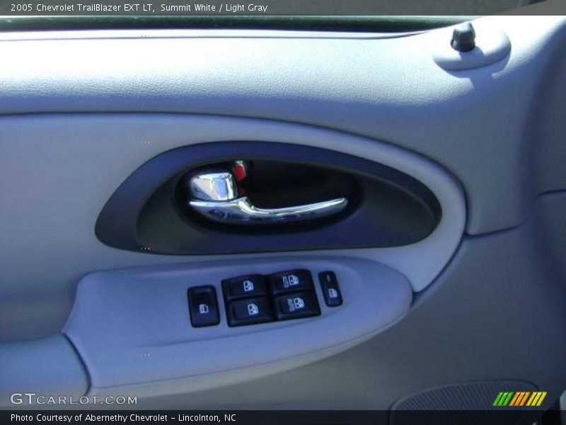 Summit White / Light Gray 2005 Chevrolet TrailBlazer EXT LT