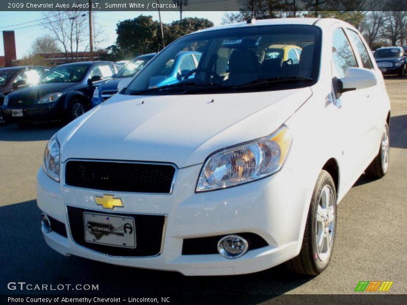 Summit White / Charcoal 2009 Chevrolet Aveo Aveo5 LT