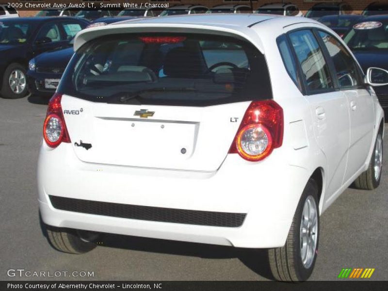 Summit White / Charcoal 2009 Chevrolet Aveo Aveo5 LT