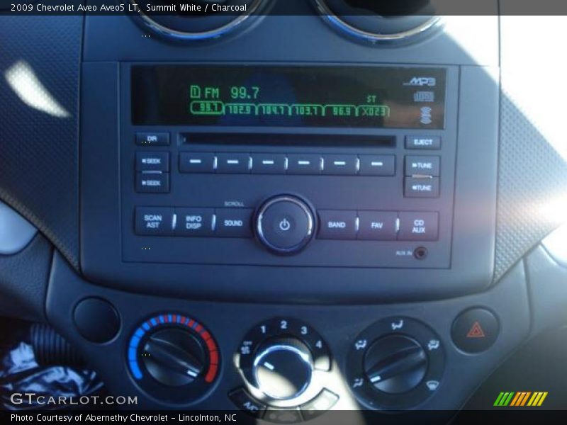 Summit White / Charcoal 2009 Chevrolet Aveo Aveo5 LT