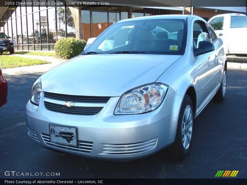 Silver Ice Metallic / Gray 2009 Chevrolet Cobalt LS Coupe
