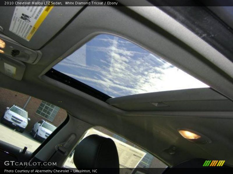 White Diamond Tricoat / Ebony 2010 Chevrolet Malibu LTZ Sedan