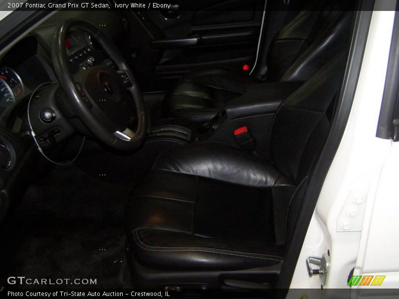 Ivory White / Ebony 2007 Pontiac Grand Prix GT Sedan