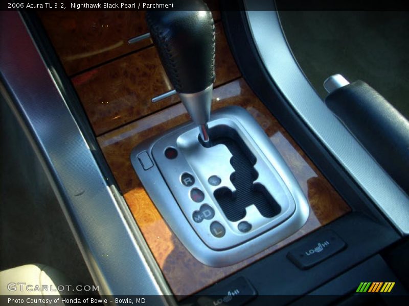 Nighthawk Black Pearl / Parchment 2006 Acura TL 3.2