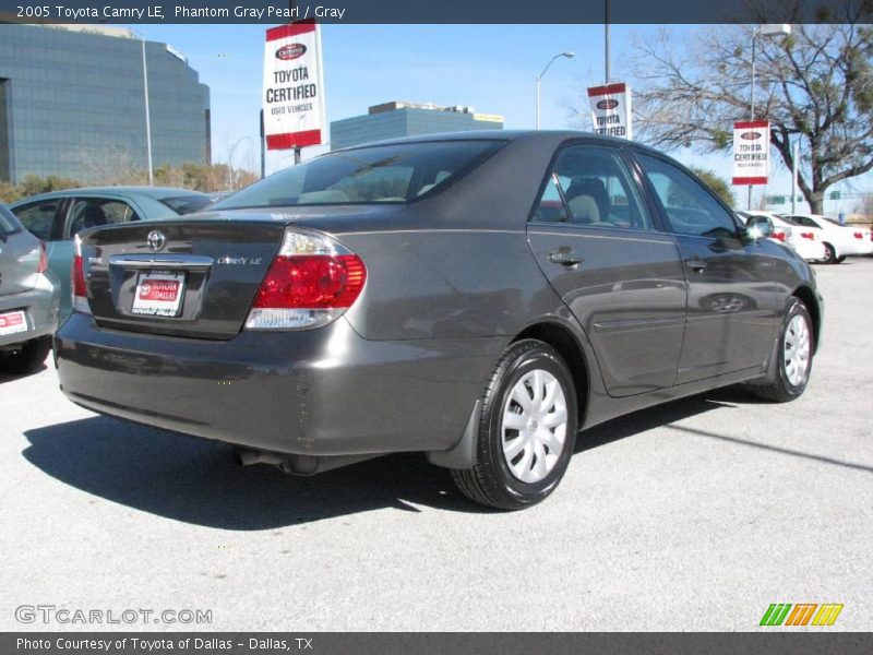 Phantom Gray Pearl / Gray 2005 Toyota Camry LE