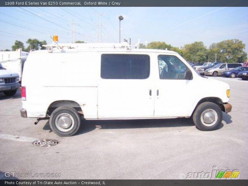 Oxford White / Grey 1998 Ford E Series Van E250 Commercial