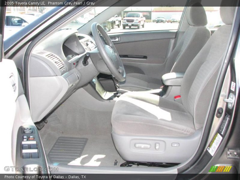 Phantom Gray Pearl / Gray 2005 Toyota Camry LE
