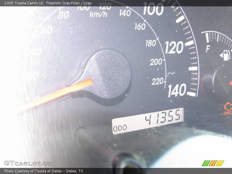 Phantom Gray Pearl / Gray 2005 Toyota Camry LE