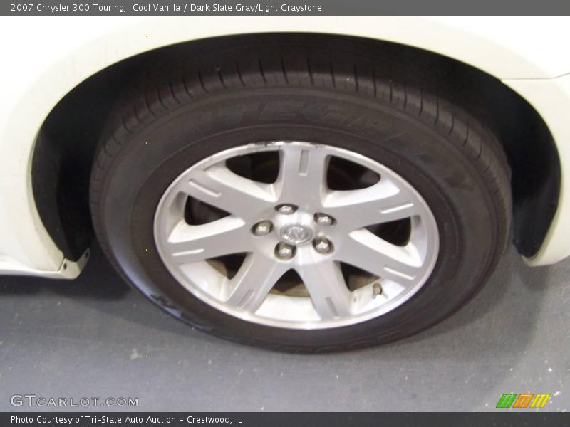 Cool Vanilla / Dark Slate Gray/Light Graystone 2007 Chrysler 300 Touring