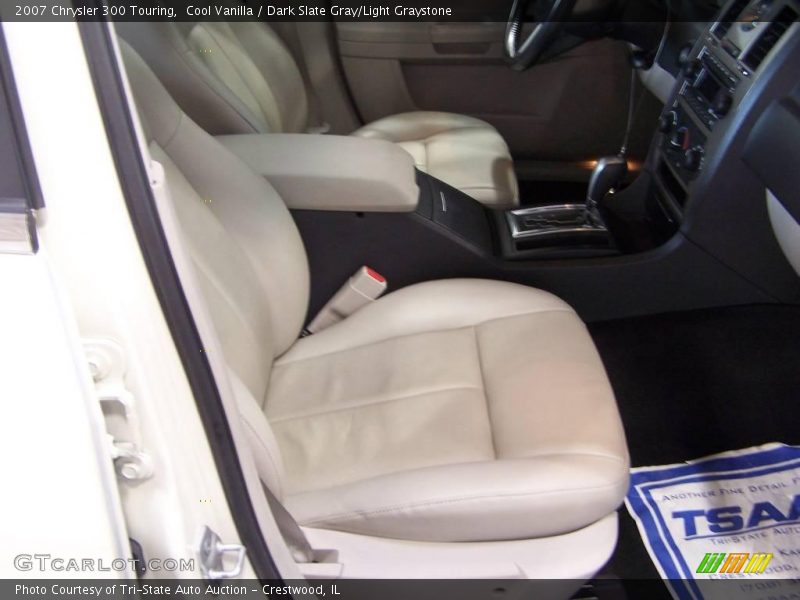 Cool Vanilla / Dark Slate Gray/Light Graystone 2007 Chrysler 300 Touring