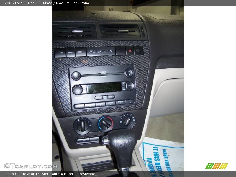 Black / Medium Light Stone 2006 Ford Fusion SE