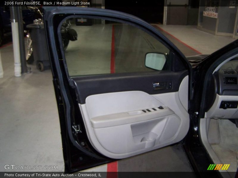 Black / Medium Light Stone 2006 Ford Fusion SE