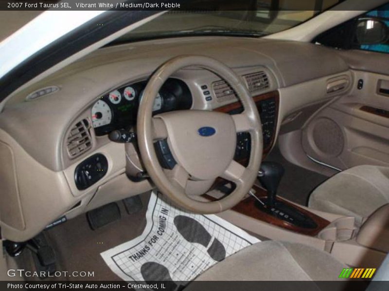 Vibrant White / Medium/Dark Pebble 2007 Ford Taurus SEL