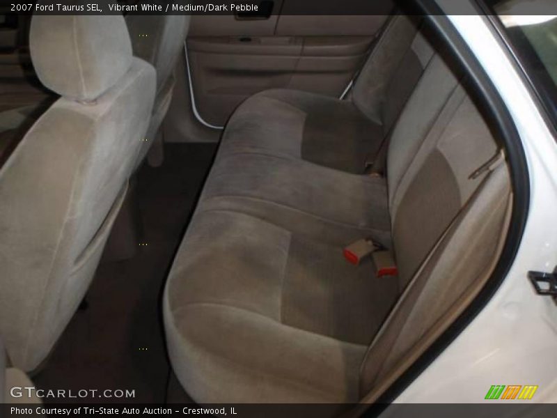 Vibrant White / Medium/Dark Pebble 2007 Ford Taurus SEL