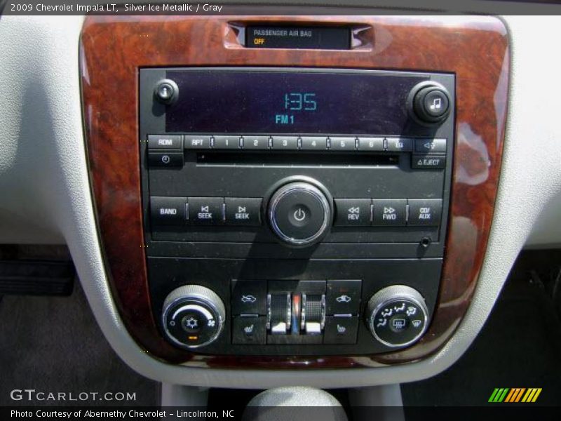 Silver Ice Metallic / Gray 2009 Chevrolet Impala LT