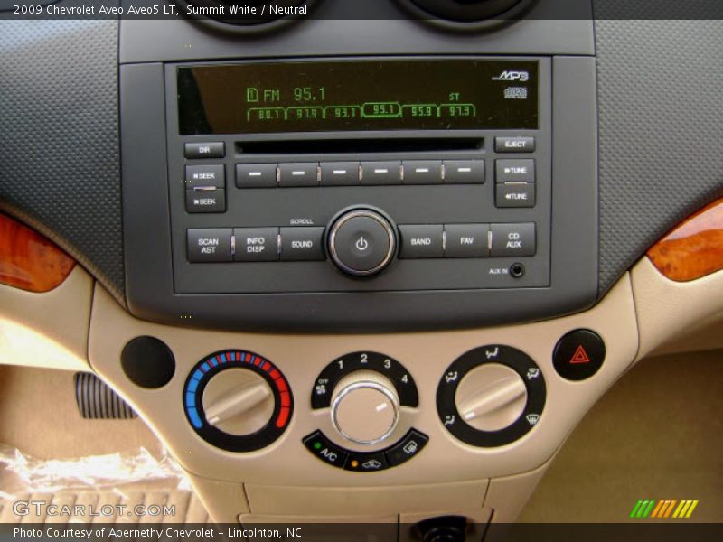 Summit White / Neutral 2009 Chevrolet Aveo Aveo5 LT