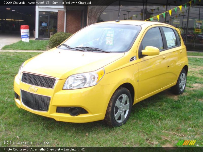 Summer Yellow / Charcoal 2009 Chevrolet Aveo Aveo5 LT