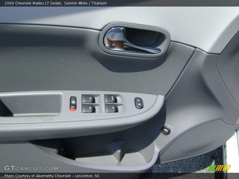 Summit White / Titanium 2009 Chevrolet Malibu LT Sedan