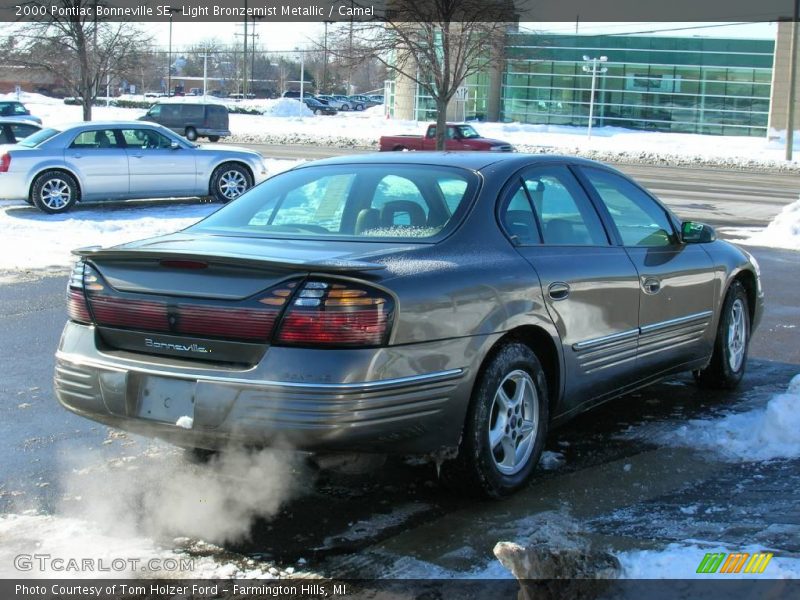 Light Bronzemist Metallic / Camel 2000 Pontiac Bonneville SE