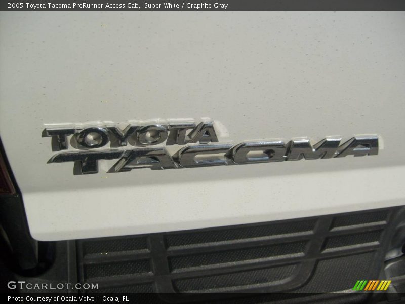 Super White / Graphite Gray 2005 Toyota Tacoma PreRunner Access Cab