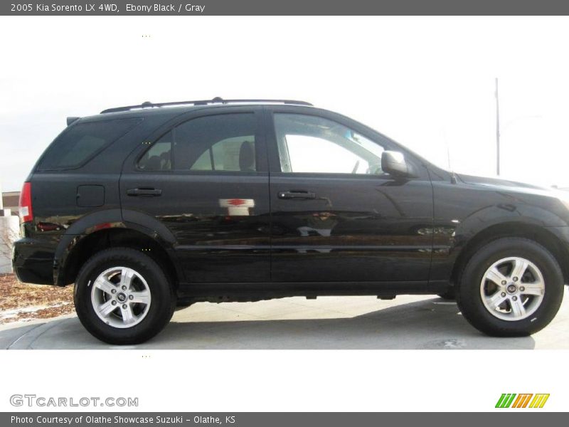 Ebony Black / Gray 2005 Kia Sorento LX 4WD