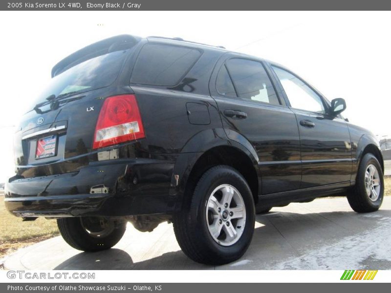 Ebony Black / Gray 2005 Kia Sorento LX 4WD